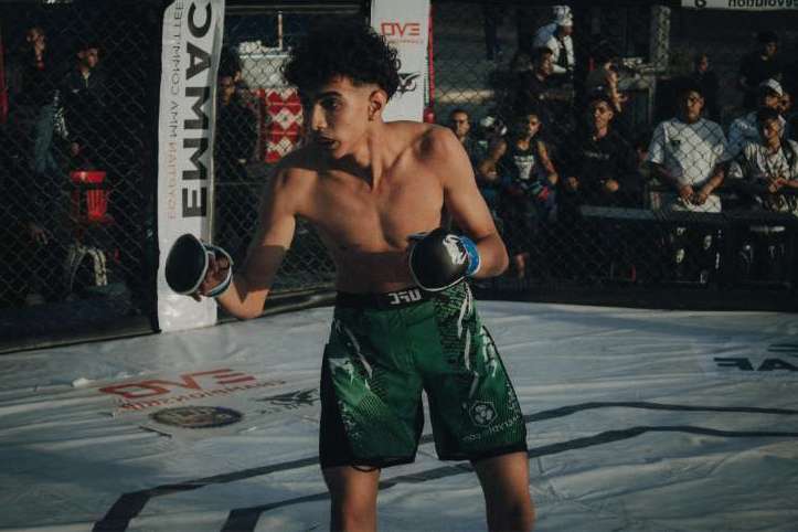 Sparring gloves